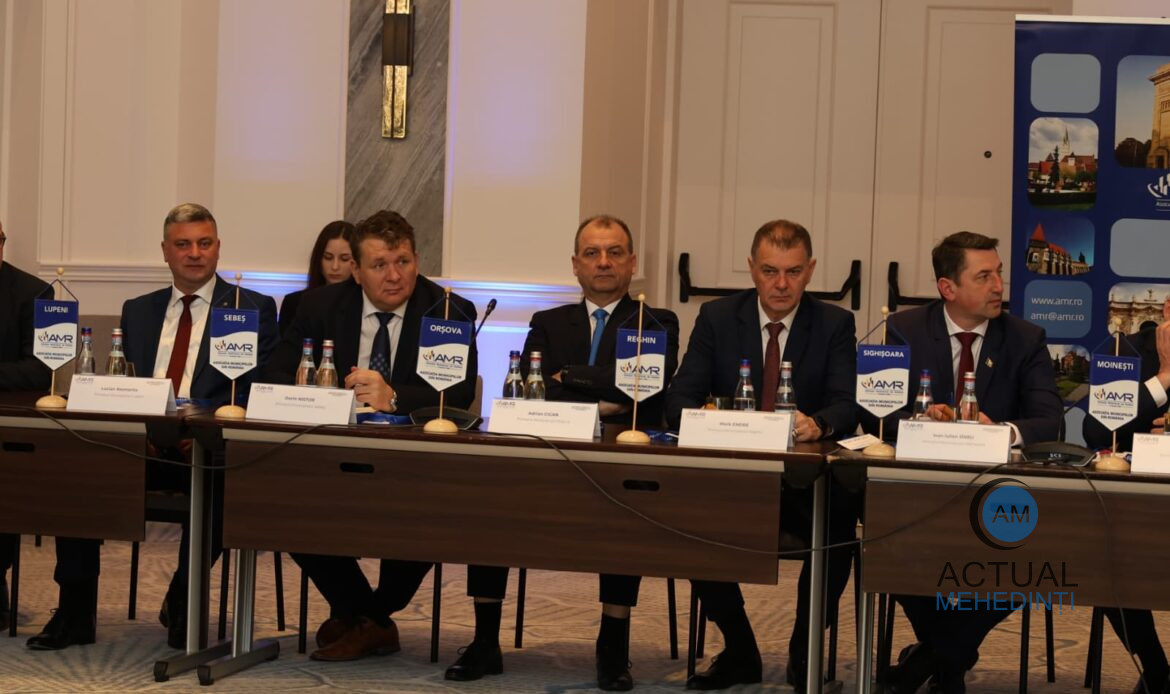 Primarii din Severin si Orsova prezenti la sedinta AMR investitii si solutii pentru dezvoltarea celor doua orase