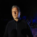 accidentul din corcova motociclistul de 21 de ani a murit dupa aproape o ora de resuscitare tanarul avea un copil de 1 an masina a distrus un gard