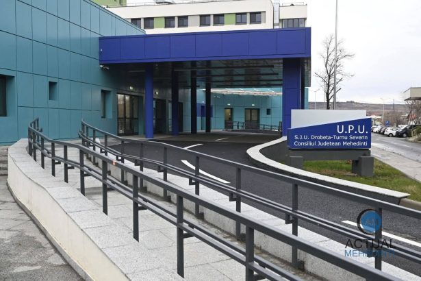 Operatiune de salvare a unui copil de 2 ani ploaia torentiala nu a impiedicat misiunea de pe heliportul spitalului