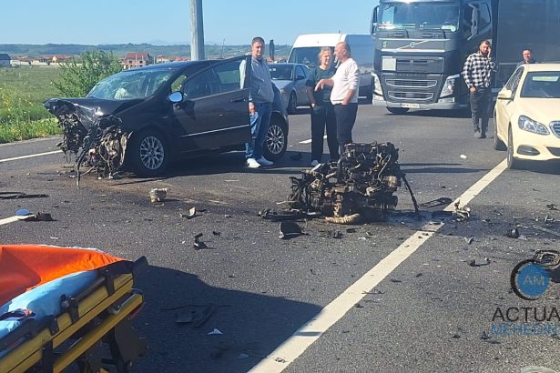 accident extrem de grav pe centura severinului intre doua autoturisme o persoana a fost incarcerata