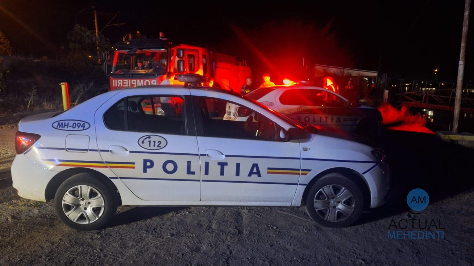 Alert pe Dunre dupa un apel la 112 Doi brbai bei au alertat pompierii Poliia i Poliia de Frontier