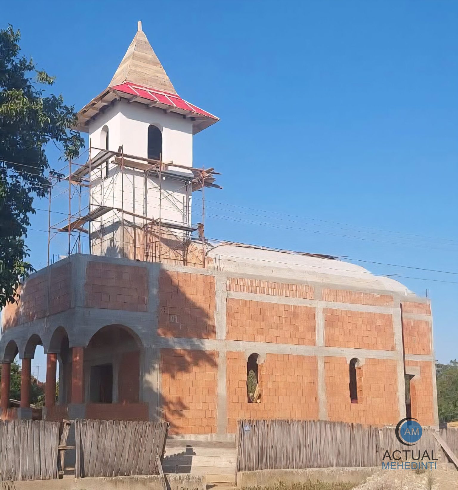 Biserica din Chilia construita cu credinta are nevoie de sprijinul comunitatii pentru acoperis
