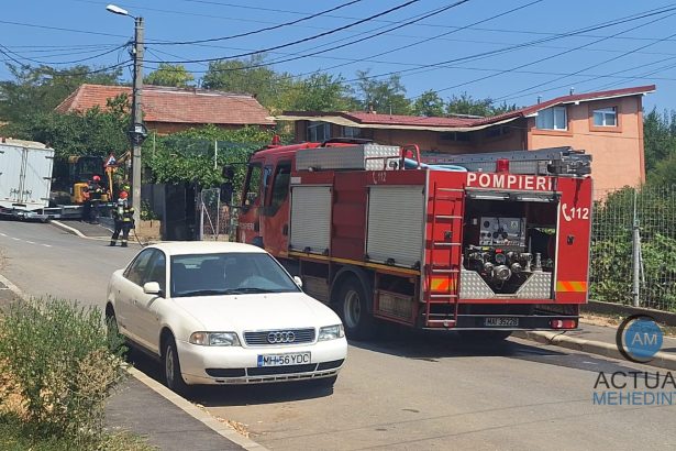 Conducta de gaz avariata in Schela Cladovei Teaua a fost deteriorata de o autoutilitaria care transporta un miniexcavator iar gardul unei gospodarii a fost distrus