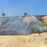 Un nou incendiu a izbucnit in Slasoma Exista pericol de extindere catre gospodariile de la marginea satului