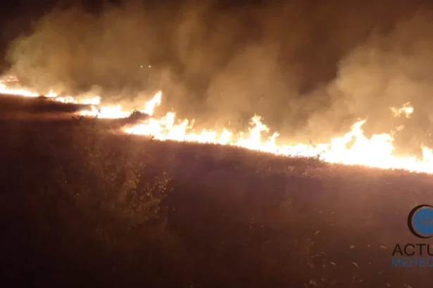 Incendiu puternic pe centura Severinului. Circulația blocată.
