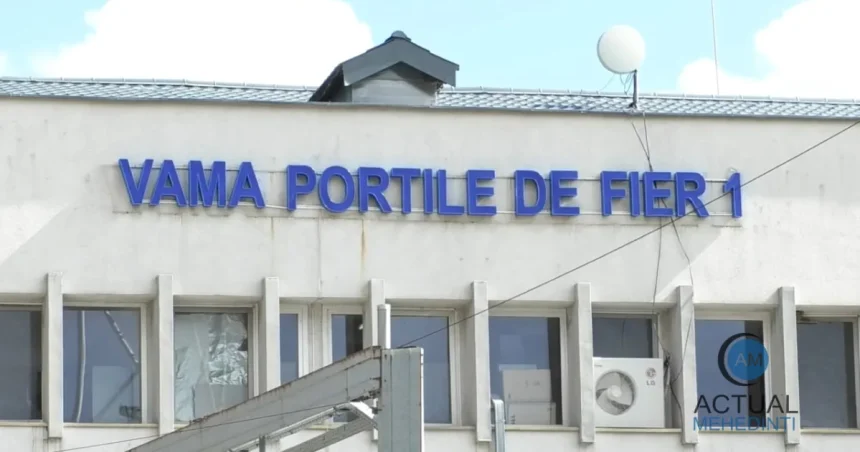 Patru polițiști de frontieră și doi sârbi, reținuți la Porțile de Fier I