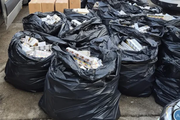 Tânăr din Mehedinți, prins cu microbuz plin de țigări ascunse