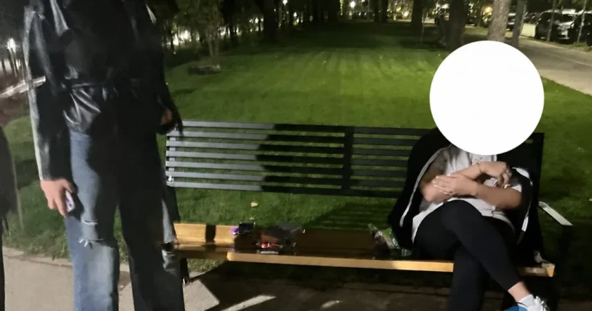 Au aruncat coji de semințe în Parcul Rozelor și au fost sancționate.