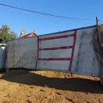 Autotren răsturnat pe DN 67, la Dealul Colibași. Traficul este blocat