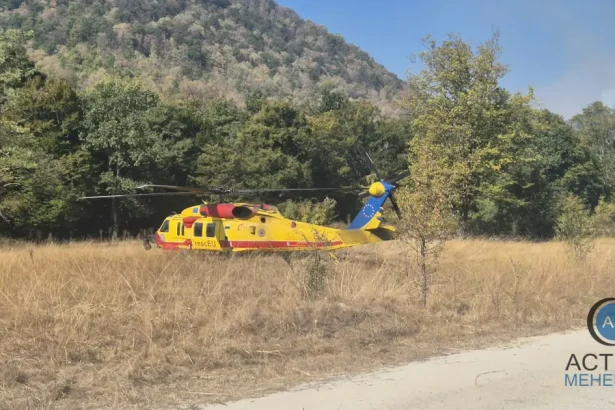 Incendii în Mehedinți: 1.000 de hectare arse la Eșelnița. Elicopter mobilizat