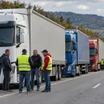 Transportatorii din Mehedinți protestează de la ora 14.00